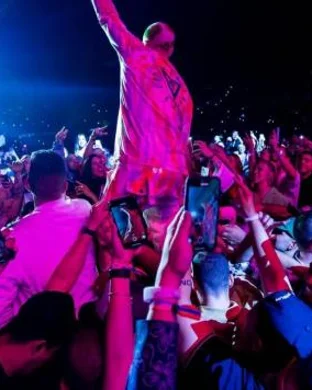 Live concert by LAERZ