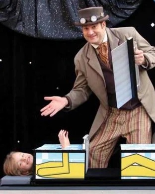 Mike Super Magic & Illusion