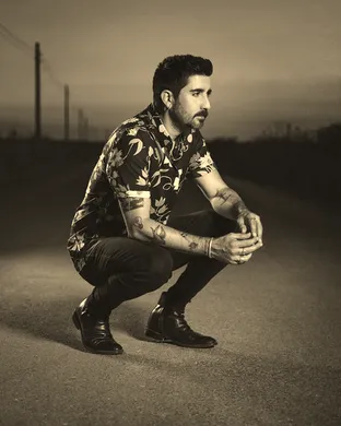 Live concert by Alex Ubago