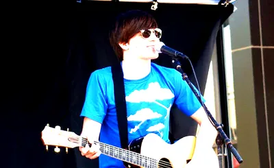 Drake Bell