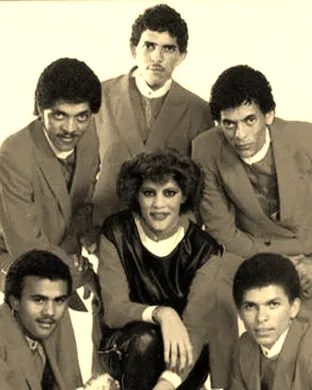 Los Hermanos Rosario Y Sus Amigos