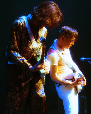 Live concert by Magic City Hippies