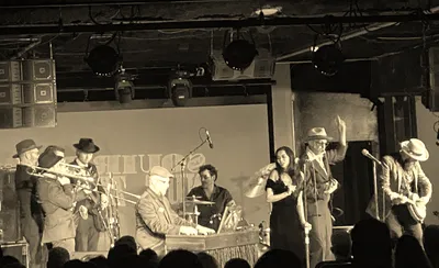 Squirrel Nut Zippers