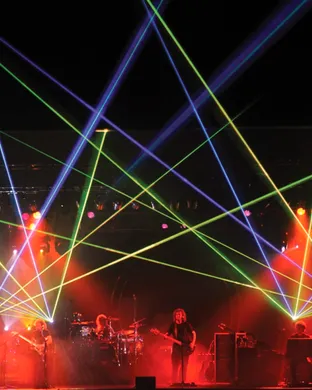The Machine Performs Pink Floyd New York
