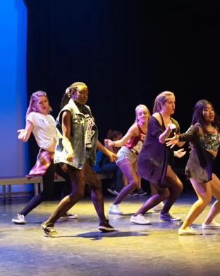 Doug Varone And Dancers
