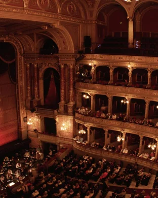 Blood/Love - A Vampire Pop Opera theatre performance