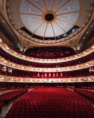 QC School Of Arts: Street Scene